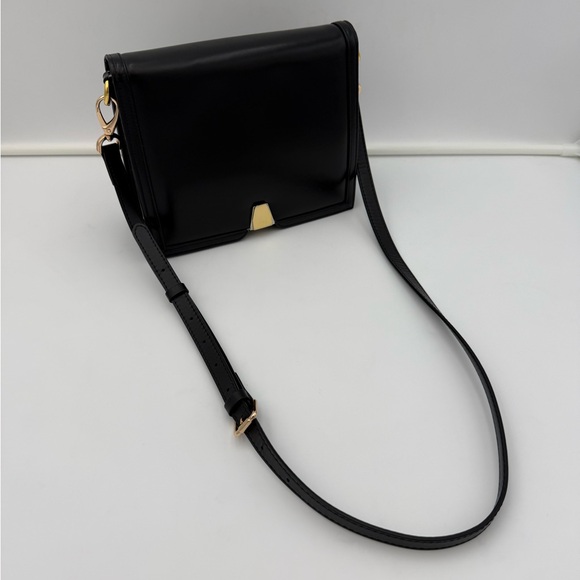 LAUNER LONDON • Small Black Flap Bag • Royal Warrant H.M. QUEEN Made in ENGLAND - Picture 3 of 16